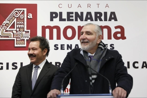 Ad&aacute;n Augusto deja coordinaci&oacute;n de Morena en el Senado; queda Ignacio Mier al frente