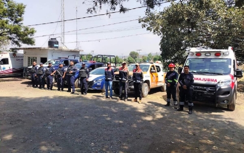 Personal de diversas dependencias participan en el operativo.