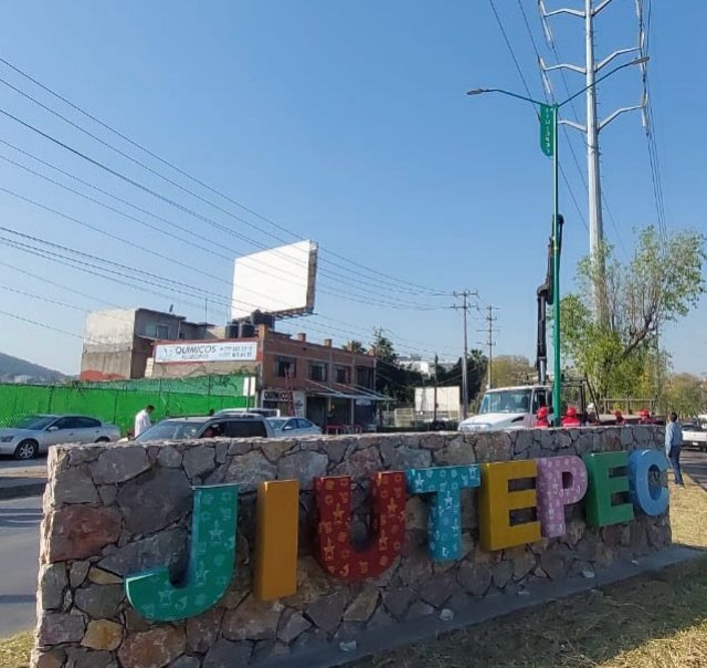 Ponen en marcha obra de alumbrado público en el bulevar Cuauhnáhuac