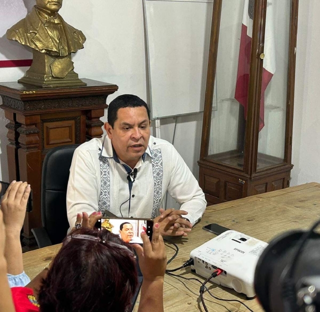 Flores Bustamante reconoció que aún falta mucho por hacer, pero existe el compromiso de seguir avanzando para alcanzar los objetivos de paz deseados.