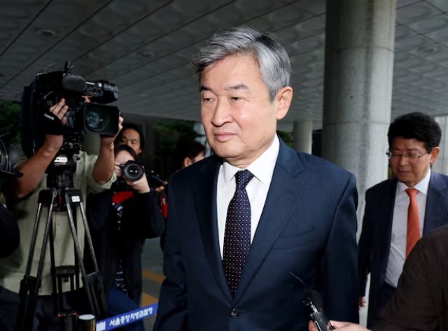 Detienen al exjefe de Inteligencia de Corea del Sur por intento de ley marcial