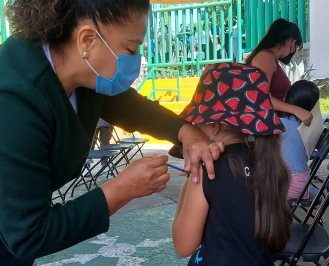 Mantiene Brigada Correcaminos vacunación contra covid-19 en niñas y niños de 5 a 11 años