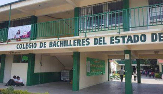 Elevada demanda de fichas para ingresar a Bachilleres