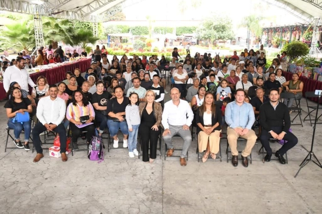 Programa de emprendimiento en Cuautla beneficia a 895 mujeres