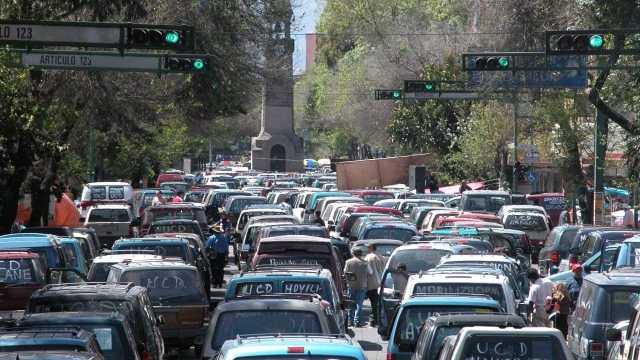 Entra en vigor decreto para regularizar &quot;autos chocolate&quot;.