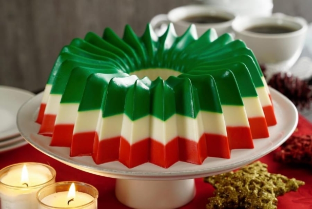 Gelatina tricolor: Sorprende en fiestas patrias