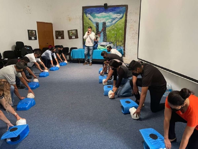 Ayuntamiento de Cuernavaca capacita a prestadores de servicios turísticos en primeros auxilios y uso de extintores