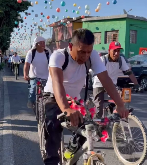 Este jueves llegaron los primeros feligreses.