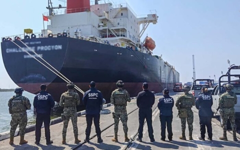 Posponen audiencia de contralmirante ligado a red de huachicol fiscal