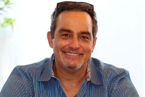 Omar Fierro es operado de emergencia por apendicitis y revela que estuvo cerca de una peritonitis