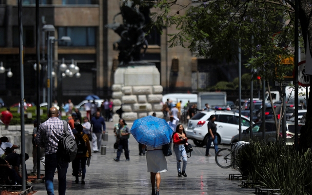 Ola de calor causa temperaturas extremas en 17 estados del país