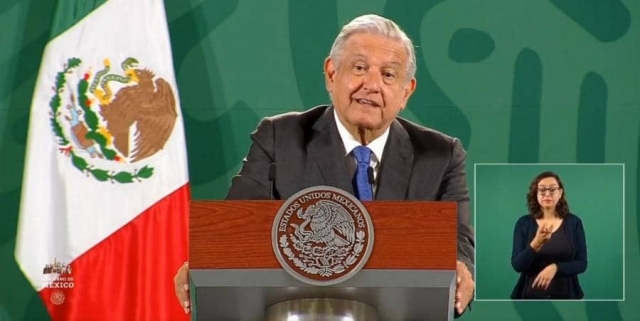 AMLO modernizará 12 hidroeléctricas y licitará 6 termoeléctricas.