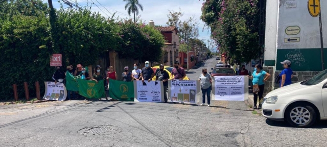 Integrantes de la UNTA protestan en la Procuraduría Agraria