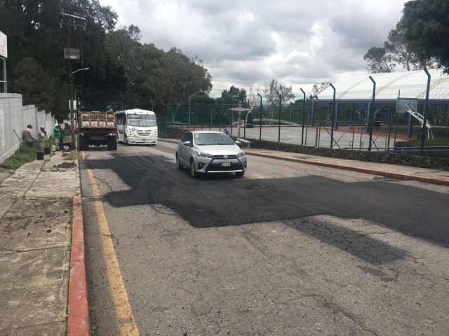 Efectúa Ayuntamiento de Cuernavaca intensas jornadas de bacheo en la ciudad