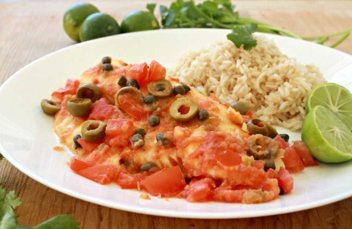 ¿Sin saber qué preparar este día? Te damos la receta para elaborar pescado a la veracruzana