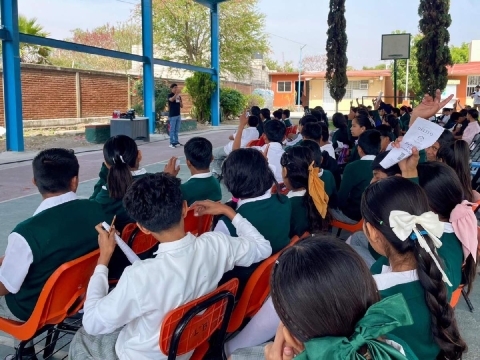 Fortalecen prevenci&oacute;n del delito y adicciones en telesecundaria de Tecajec