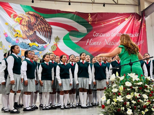 En el concurso participaron 300 alumnos de escuelas de las regiones Cuautla, Cuernavaca y Jojutla, como parte de las acciones para promover los valores cívicos.