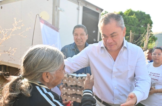 Más de cuatro mil paquetes alimentarios han sido distribuidos en centros de población de Jiutepec: diputado Rafael Reyes