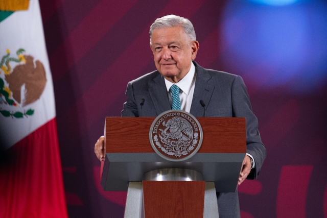 ‘No hubo dedazo’: AMLO sobre acusaciones de Ebrard