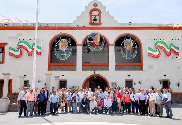 Funcionarios de los tres niveles de gobiernos y representantes religiosos se reunieron para abordar diversos temas.