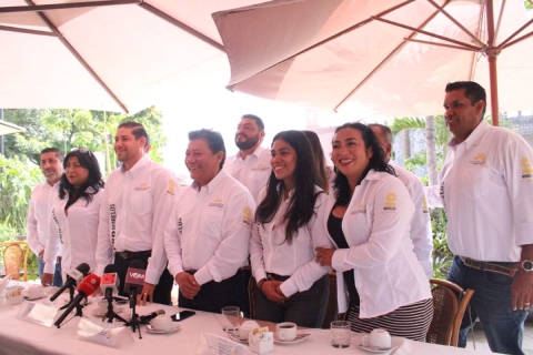 ¿Quién les va a creer que ya rompieron con el tabasqueño y su hijastro? 