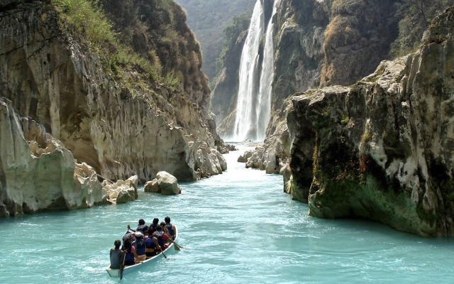 Autoridades de Chiapas piden respetar seguridad en el Cañón del Sumidero.