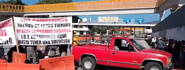 Además de los pagos, los ejidatarios pidieron transitar gratis por la autopista.