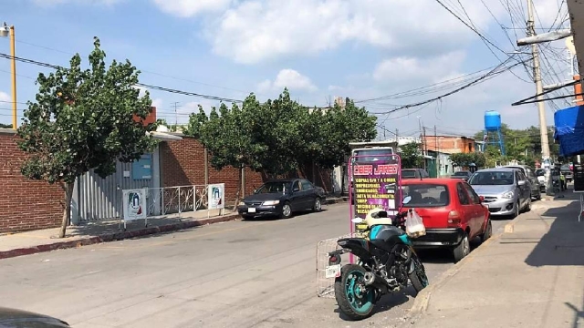 El hecho ocurrió a pocos metros de una primaria.