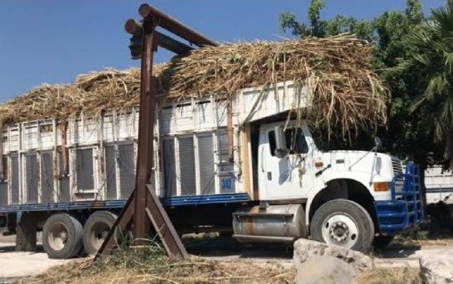 La zafra se adelantó en varios ingenios del país a causa de la sequía.