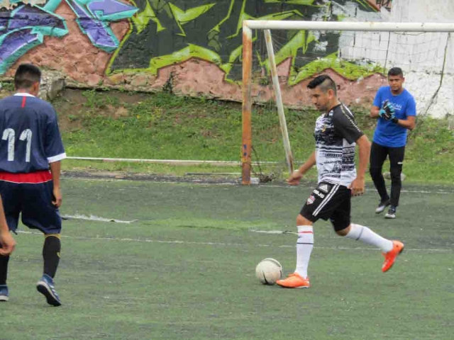 Providencia Moustache tendrá que hacer valer su condición de favorito; avanzó como sublíder de la competencia con nueve puntos.