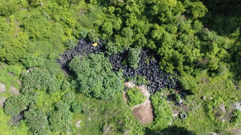 Realiza SDS operativo contra tiradero de llantas en el municipio de Tepoztlán