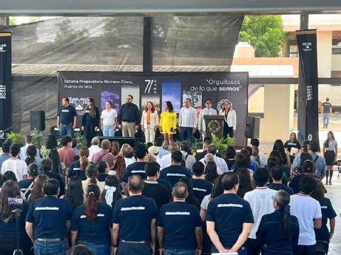 Especialistas ofrecieron charlas de diversos temas de interés para los alumnos de la preparatoria.