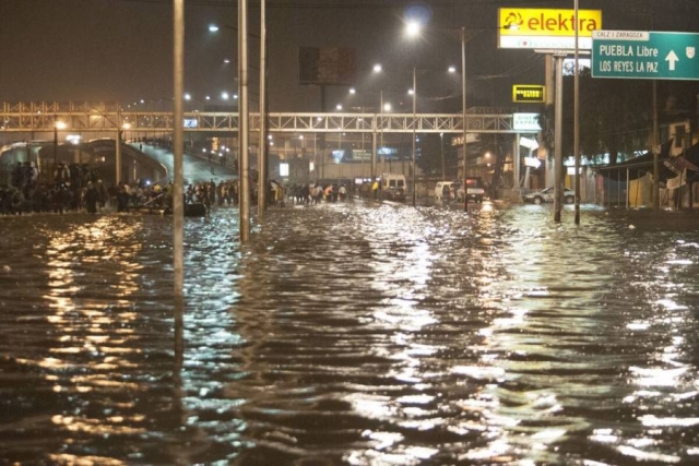 Lluvias dejan afectaciones en Naucalpan, Estado de México