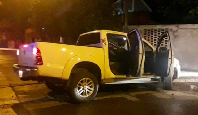 Fue atacado a tiros a bordo de su camioneta