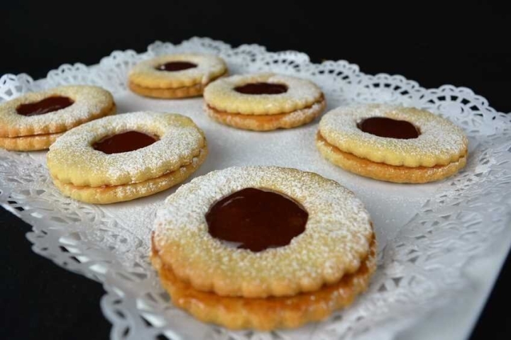 14 de febrero: Galletas rellenas de mermelada, el detalle perfecto