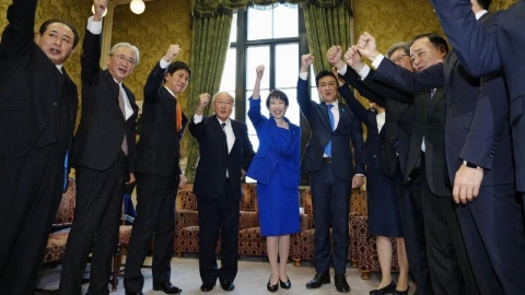 Primera ministra de Jap&oacute;n disuelve la C&aacute;mara Baja y adelanta elecciones