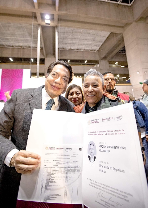 La digitalizaci&oacute;n de los servicios reduce requisitos en un 70 por ciento y acorta los tiempos de respuesta de 90 a 15 d&iacute;as h&aacute;biles, inform&oacute; la SEP.