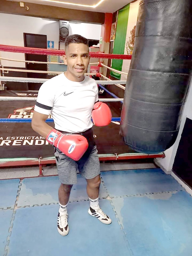 Ray el &quot;Negro&quot; Rojas sostendrá un choque que promete grandes emociones ante Alan Melgar, de la Ciudad de México, en los 57 kilogramos. En su última pelea el pugilista morelense ganó por nocaut a Eduardo Olorza, en el tercer round.