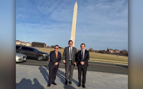 Ebrard viaja por tercera vez a Washington para frenar aranceles al acero y aluminio