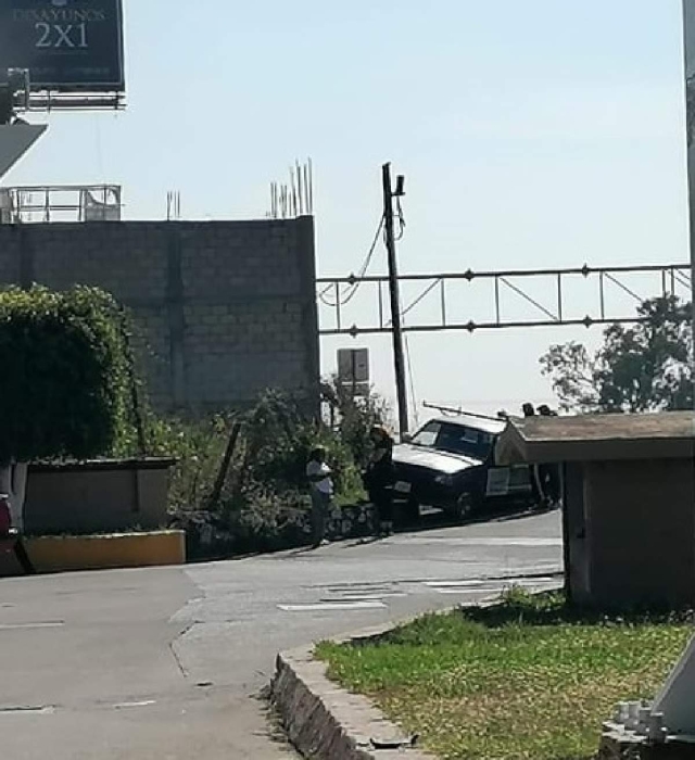 El hombre fue hallado sin vida a bordo de la camioneta.