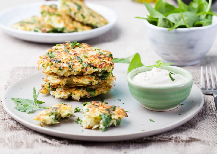 Descubre la magia culinaria: Tortitas de ejotes con queso