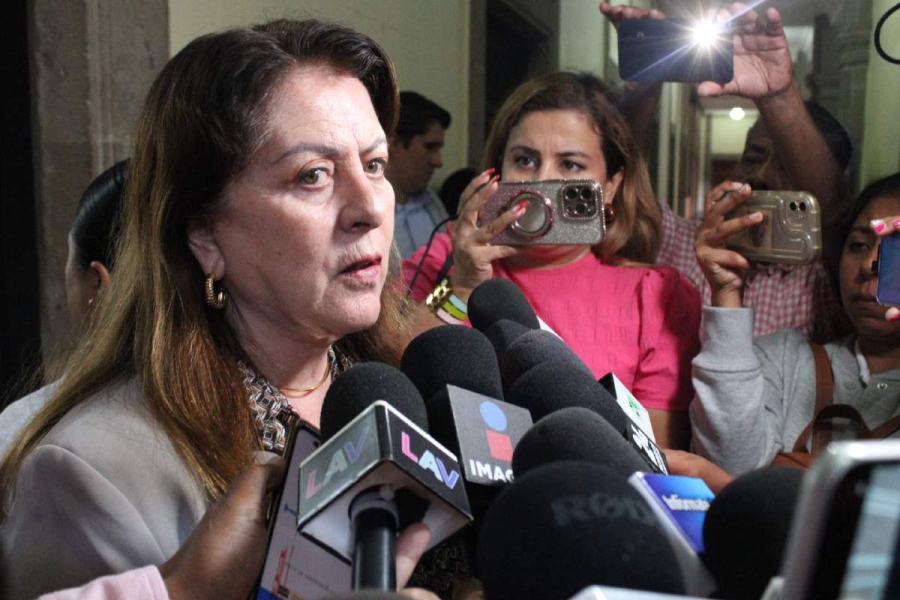 La mandataria estatal informó sobre la instalación de una mesa de trabajo permanente sobre el estado laboral de los empleados de Nissan.   