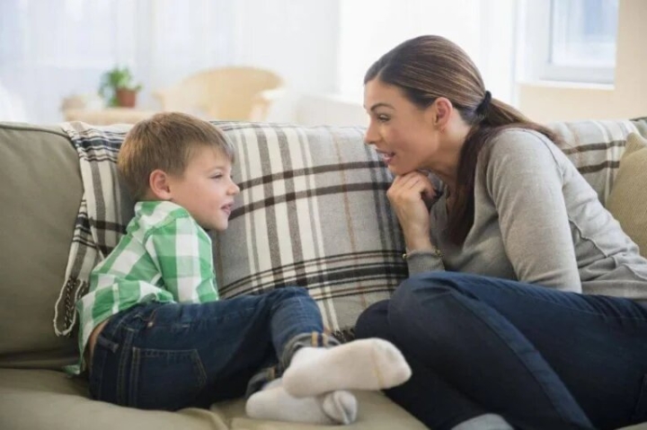 ‘¿Cómo se hacen los bebés?’ Tips para que puedas contestar esta temida pregunta a tus hijos