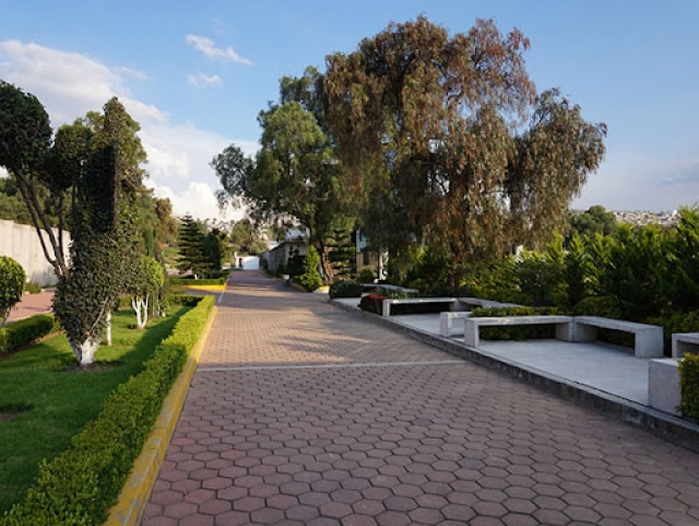 Restringido, acceso al panteón de la Paz