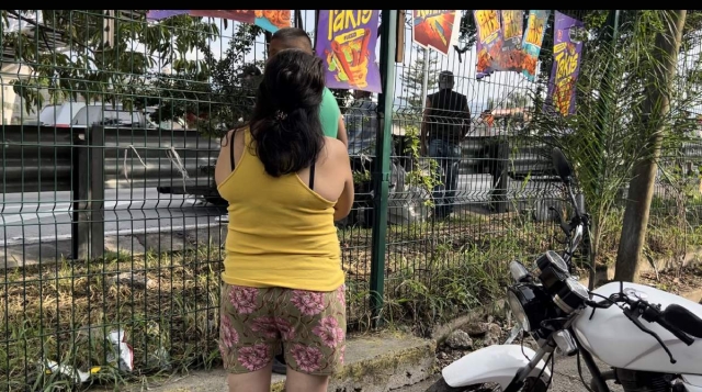 El hombre quedó desmayado en orilla de la cinta asfáltica.