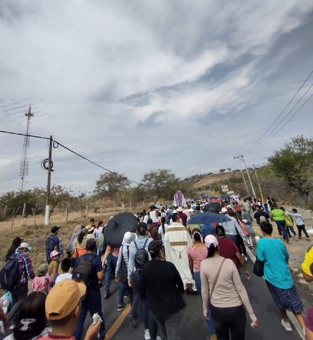 Regresa imagen de la virgen de la Candelaria a Tetecala