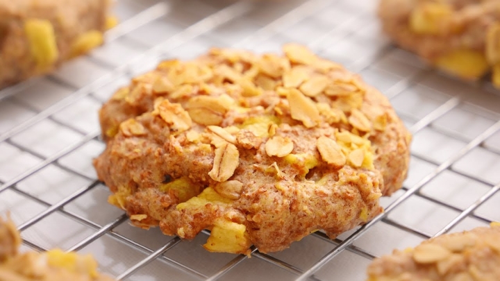 Galletas de avena con manzana: Disfruta de un snack saludable y delicioso