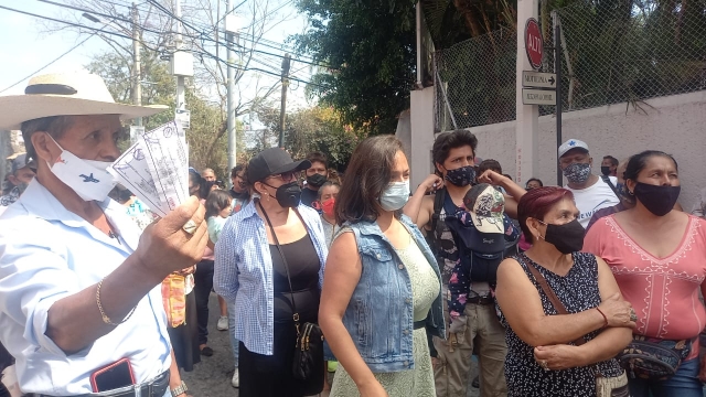 Denuncian que particular estafa a comerciantes en Patios de la Estación