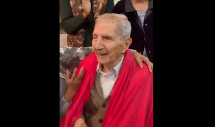 Abuelito prometió no morir hasta ver campeón al Atlas.