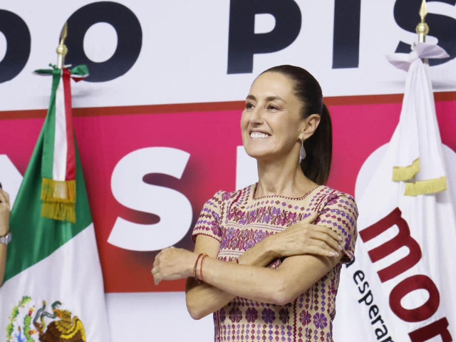 Sheinbaum pide a Morena conservar el legado de AMLO
